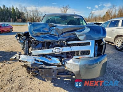 Piąte zdjęcie samochodu w środku: 2010 CHEVROLET SILVERADO K1500 LT VIN:1GCSKSE39AZ292715 - miniatura