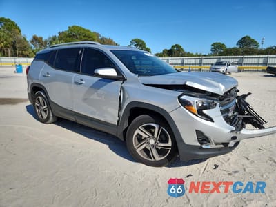 Czwarte zdjęcie samochodu z boku: 2019 GMC TERRAIN SLT VIN:3GKALPEVXKL175908 - miniatura