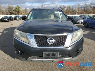 Piąte zdjęcie samochodu w środku: 2014 NISSAN PATHFINDER S VIN:5N1AR2MM5EC606463 - miniatura