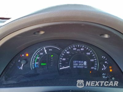 Zdjęcie 9 z 12 samochodu: 2011 TOYOTA CAMRY HYBRID VIN:4T1BB3EK5BU136565 - miniatura