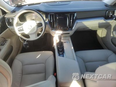 Zdjęcie 8 z 11 samochodu: 2020 VOLVO V60 T5 MOMENTUM VIN:YV1102EK0L2376887 - miniatura