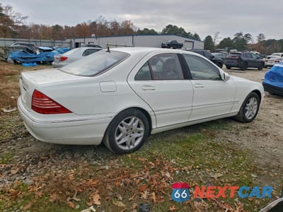 Trzecie zdjęcie samochodu z tyłu: 2006 MERCEDES-BENZ S 350 VIN:WDBNF67J06A481424 - miniatura