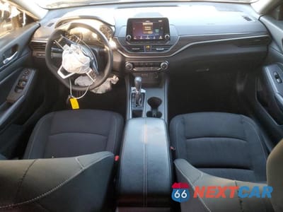 Zdjęcie 8 z 11 samochodu: 2025 NISS ALTIMA SV VIN:1N4BL4DV0SN311937 - miniatura