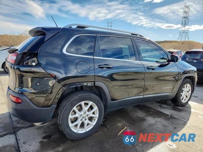Trzecie zdjęcie samochodu z tyłu: 2015 JEEP CHEROKEE LATITUDE VIN:1C4PJMCB2FW733625 - miniatura