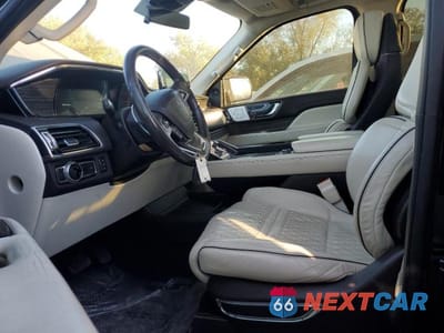Zdjęcie 7 z 13 samochodu: 2020 LINCOLN NAVIGATOR L BLACK LABEL VIN:5LMJJ3TT7LEL22109 - miniatura