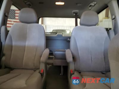 Zdjęcie 10 z 13 samochodu: 2012 KIA SEDONA LX VIN:KNDMG4C71C6463506 - miniatura