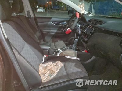 Zdjęcie 13 z 14 samochodu: 2017 NISSAN ROGUE SPOR VIN:JN1BJ1CP5HW005808 - miniatura
