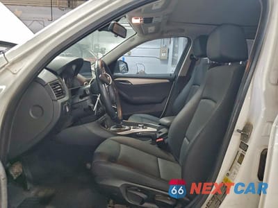 Zdjęcie 7 z 12 samochodu: 2014 BMW X1 XDRIVE28I VIN:WBAVL1C56EVY18057 - miniatura