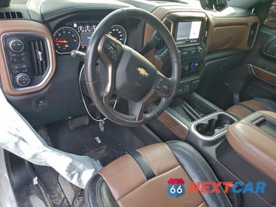 Zdjęcie 8 z 12 samochodu: 2021 CHEVROLET SILVERADO K1500 HIGH COUNTRY VIN:1GCUYHEL1MZ377773 - miniatura