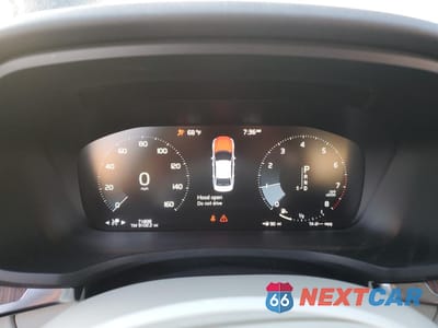 Zdjęcie 9 z 13 samochodu: 2021 VOLVO S60 T5 MOMENTUM VIN:7JR102TZXMG113253 - miniatura