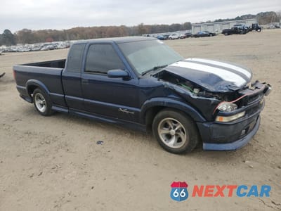 Czwarte zdjęcie samochodu z boku: 2000 CHEVROLET S TRUCK S10 VIN:1GCCS1955Y8302294 - miniatura