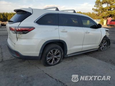 Trzecie zdjęcie samochodu z tyłu: 2015 TOYOTA HIGHLANDER LE VIN:5TDZKRFH7FS115638 - miniatura