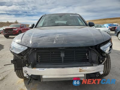 Piąte zdjęcie samochodu w środku: 2025 AUDI Q5 PREMIUM 45 VIN:WA1GAAFY1S2053418 - miniatura