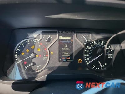 Zdjęcie 9 z 13 samochodu: 2024 TOYOTA TUNDRA CREWMAX SR5 VIN:5TFLA5EC5RX023305 - miniatura