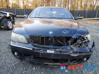 Piąte zdjęcie samochodu w środku: 2007 BMW 750 VIN:WBAHN83537DT68943 - miniatura