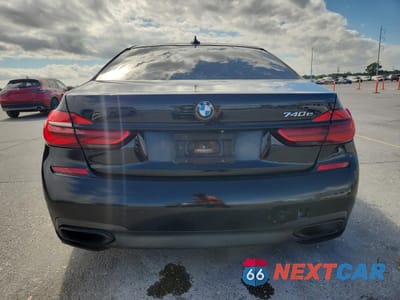 Zdjęcie 6 z 12 samochodu: 2017 BMW 740 XE VIN:WBA7J2C39HG497790 - miniatura