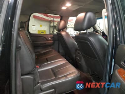 Zdjęcie 10 z 12 samochodu: 2011 GMC SIERRA K2500 SLT VIN:1GT121C82BF113664 - miniatura