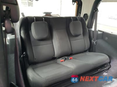 Zdjęcie 10 z 11 samochodu: 2021 JEEP WRANGLER SPORT VIN:1C4GJXAG1MW801006 - miniatura