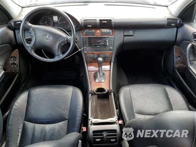 Zdjęcie 8 z 11 samochodu: 2006 MERCEDES-BENZ C 280 4MATIC VIN:WDBRF92H96F752149 - miniatura