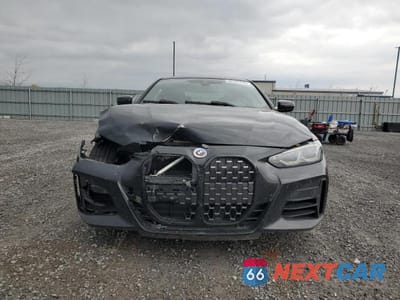 Piąte zdjęcie samochodu w środku: 2022 BMW M440XI VIN:WBA13AR01NCK27172 - miniatura