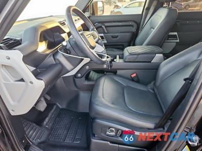 Zdjęcie 7 z 16 samochodu: 2024 LAND ROVER DEFENDER 130 S VIN:SALEJFFU6R2265094 - miniatura