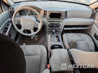 Zdjęcie 8 z 13 samochodu: 2006 JEEP GRAND CHEROKEE LAREDO VIN:1J4GS48K36C110337 - miniatura