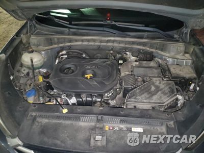 Zdjęcie 12 z 13 samochodu: 2017 HYUNDAI TUCSON LIMITED VIN:KM8J33A49HU562722 - miniatura