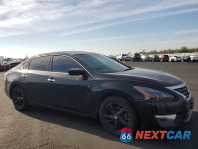 Czwarte zdjęcie samochodu z boku: 2013 NISSAN ALTIMA 2.5 VIN:1N4AL3AP2DN497642 - miniatura