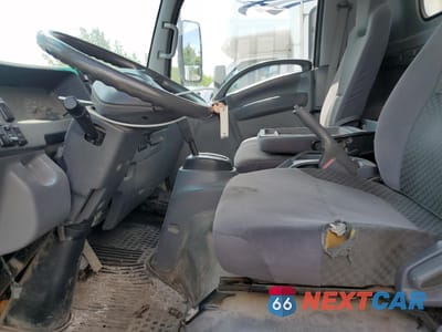 Zdjęcie 7 z 13 samochodu: 2015 ISUZU NPR HD REFRIGERATED DELIVERY TRUCK VIN:54DC4W1B6FS800461 - miniatura