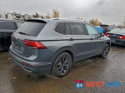 Trzecie zdjęcie samochodu z tyłu: 2024 VOLKSWAGEN TIGUAN SE VIN:3VVMB7AX7RM039728 - miniatura