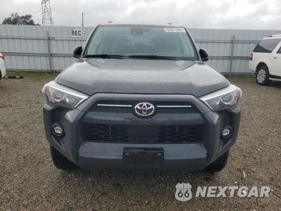 Piąte zdjęcie samochodu w środku: 2024 TOYOTA 4RUNNER SR5/SR5 PREMIUM VIN:JTENU5JR0R6283400 - miniatura