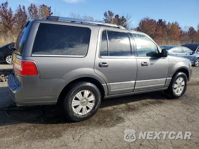 Trzecie zdjęcie samochodu z tyłu: 2010 LINCOLN NAVIGATOR VIN:5LMJJ2J56AEJ07543 - miniatura