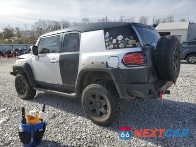 Drugie zdjęcie samochodu z przodu: 2008 TOYOTA FJ CRUISER VIN:JTEBU11F680104019 - miniatura