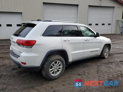 Trzecie zdjęcie samochodu z tyłu: 2018 JEEP GRAND CHEROKEE LAREDO VIN:1C4RJFAG7JC287307 - miniatura