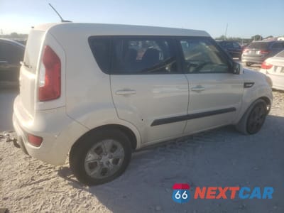 Trzecie zdjęcie samochodu z tyłu: 2013 KIA SOUL VIN:KNDJT2A50D7758242 - miniatura