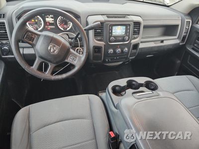 Zdjęcie 8 z 14 samochodu: 2014 RAM 1500 ST VIN:1C6RR6STXES170327 - miniatura