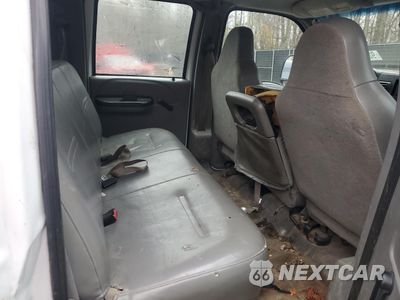 Zdjęcie 10 z 13 samochodu: 2006 FORD F350 SUPER DUTY VIN:1FDWW37P06EB42921 - miniatura