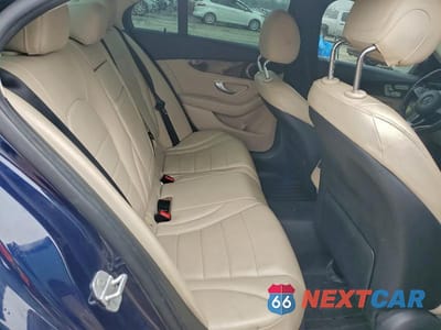 Zdjęcie 10 z 12 samochodu: 2016 MERCEDES-BENZ C 300 4MATIC VIN:55SWF4KB7GU118829 - miniatura