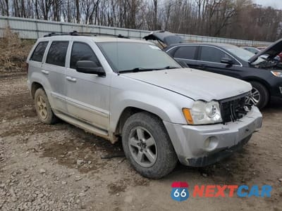 Czwarte zdjęcie samochodu z boku: 2006 JEEP GRAND CHEROKEE LIMITED VIN:1J4HR58N06C154831 - miniatura