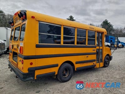Czwarte zdjęcie samochodu z boku: 2014 CHEVROLET EXPRESS SCHOOL BUS VIN:1GB3G2BG6E1140087 - miniatura