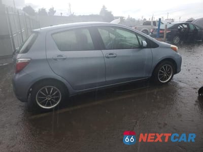 Trzecie zdjęcie samochodu z tyłu: 2013 TOYOTA YARIS VIN:JTDKTUD33DD543711 - miniatura