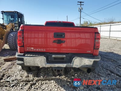 Zdjęcie 6 z 13 samochodu: 2015 CHEVROLET SILVERADO K3500 LTZ VIN:1GC4K0E87FF575177 - miniatura