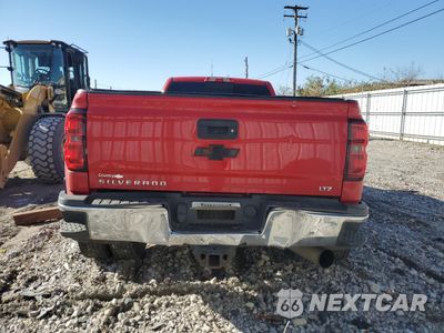 Zdjęcie 6 z 13 samochodu: 2015 CHEVROLET SILVERADO K3500 LTZ VIN:1GC4K0E87FF575177 - miniatura
