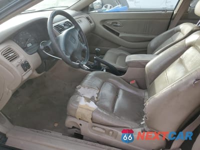 Zdjęcie 7 z 13 samochodu: 2000 HONDA ACCORD EX VIN:1HGCG3153YA016124 - miniatura