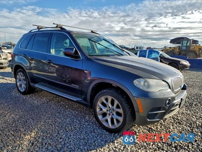 Czwarte zdjęcie samochodu z boku: 2013 BMW X5 XDRIVE35I VIN:5UXZV4C54D0E04305 - miniatura