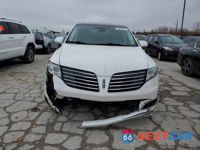 Piąte zdjęcie samochodu w środku: 2018 LINCOLN TOWNHOUSE MKT VIN:2LMHJ5AT6JBL00177 - miniatura