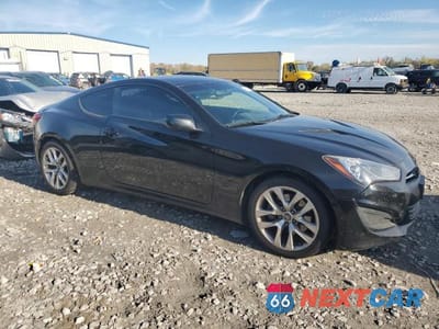 Czwarte zdjęcie samochodu z boku: 2013 HYUNDAI GENESIS COUPE 2.0T VIN:KMHHT6KD3DU081437 - miniatura