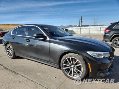 Czwarte zdjęcie samochodu z boku: 2021 BMW 330XI VIN:3MW5R7J02M8C12345 - miniatura
