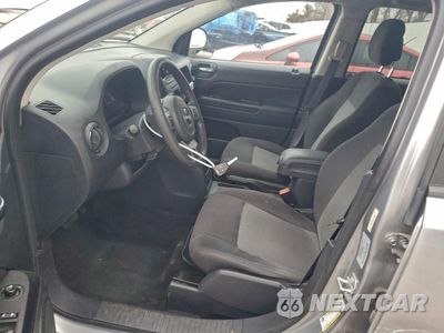 Zdjęcie 7 z 15 samochodu: 2017 JEEP COMPASS SPORT VIN:1C4NJDBB2HD106852 - miniatura