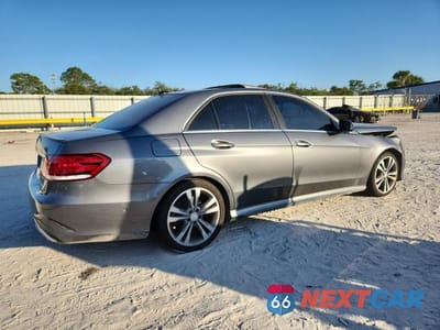 Trzecie zdjęcie samochodu z tyłu: 2016 MERCEDES-BENZ E 350 VIN:WDDHF5KB3GB216278 - miniatura